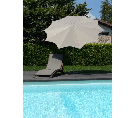Se Maffei Estrella parasol i polyester og stål Ø250 cm - Taupe hos Lepong.dk