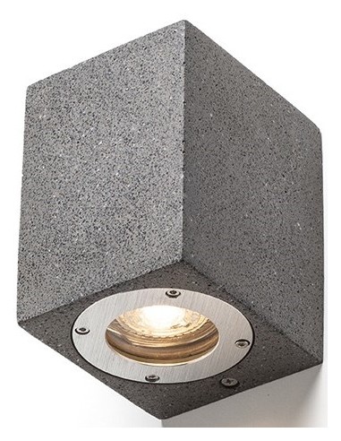 Se KANE I Væglampe i beton 8,5 x 12 cm 1 x GU10 - Betongrå granit hos Lepong.dk