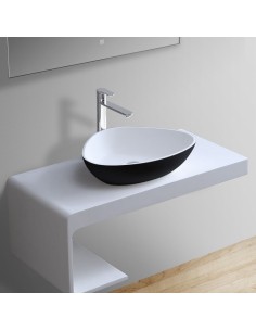 Bordmonteret trekantet...