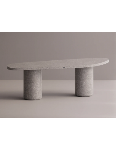 Se Pontus spisebord i letbeton H75 x B240 x D77 cm - Grå terrazzo hos Lepong.dk