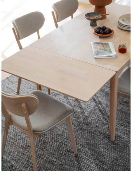 rowico home spisebord i moderne design af egetræ eg