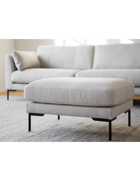 sofa til 3 personer i lys beige stof komfortabel design