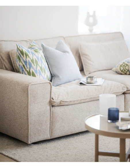 sofa til 3 personer i beige stof komfortabel design