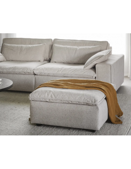 puf til sofa i beige stof komfortabel design