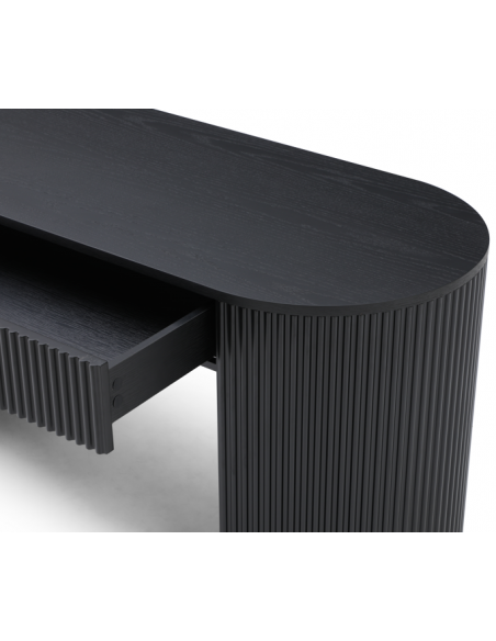 skrivebord computerbord kontormøbler kontorindretning
