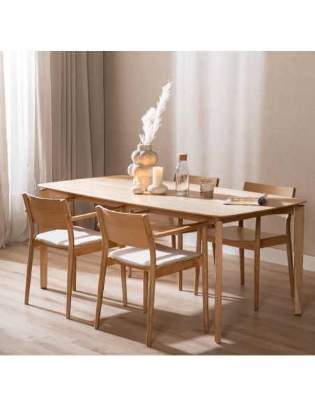 spisebordsstol spisestol armlæn restaurantmøbler restaurantindretning cafeindretning træ skandinavisk egetræ restaurantstole