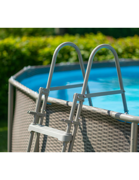 swimming pool svømmebassin udendørs terrasse swimmingpool fritstående