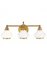 AINSLEY Badeværelselampe i stål og opalglas B61 cm 3 x 3W G9 LED - Børstet messing/Opalhvid