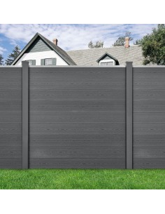 Hegn i komposit vedligeholdelsesfrit havehegn plankeværk have terrasse hund 2