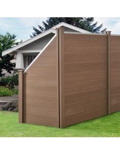 Hegn i komposit vedligeholdelsesfrit havehegn plankeværk have terrasse hund