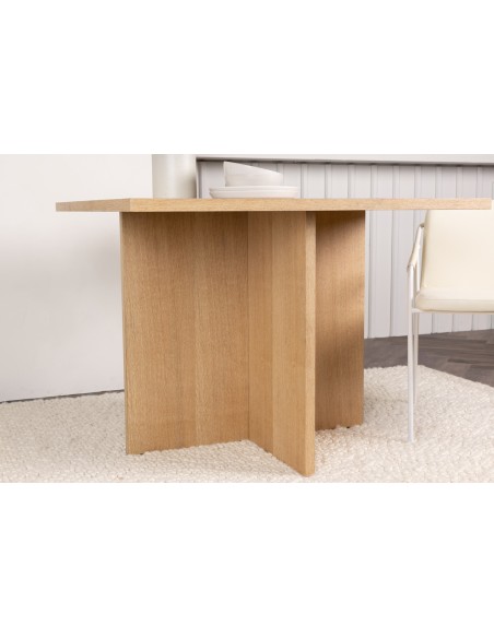 firkantet kvadratisk spisebord moderne design træ eg