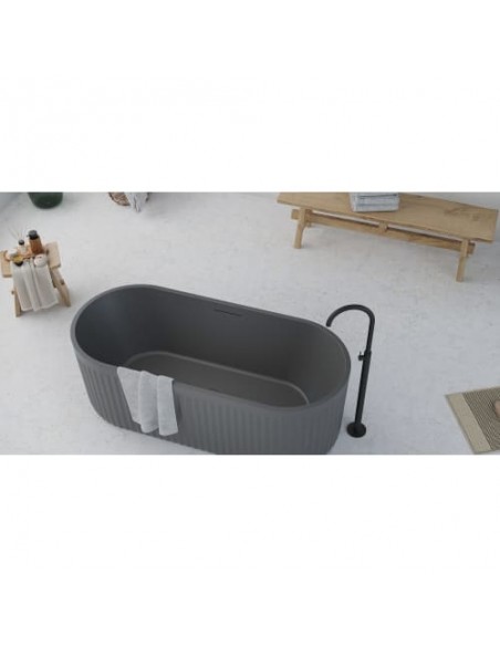 fritstående badekar mat grå beton solid surface sten ovalt fristående 170