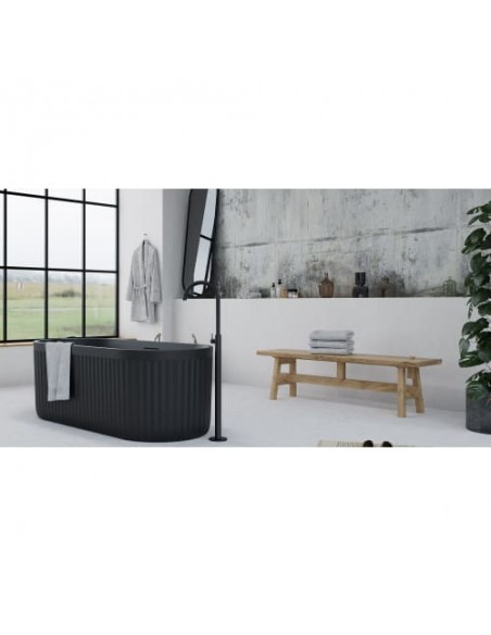 fritstående badekar mat sort solid surface sten ovalt fristående 170