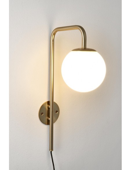 Væglampe guld messing hvid opalglas moderne design billig