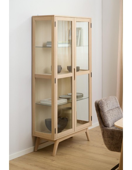 vitrineskab træ eg egetræ olieret skabe hylder moderne design vitrine
