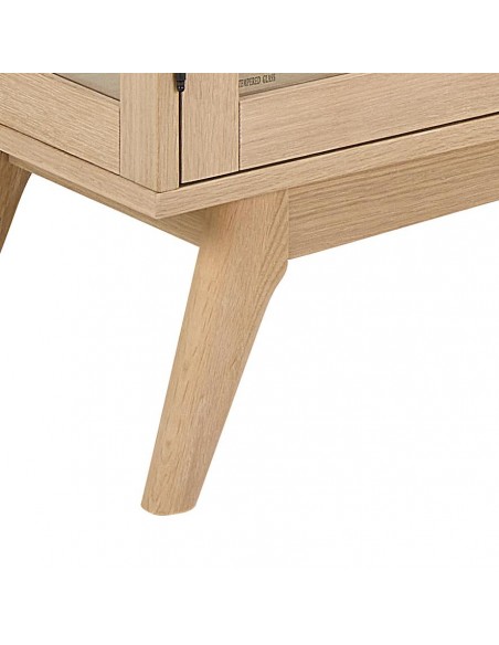 vitrineskab træ eg egetræ olieret skabe hylder moderne design vitrine