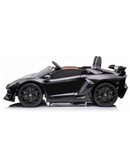 elbil bil elektrisk børn udendørs legetøj udeleg indendørs lamborghini aventador