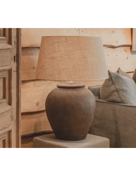 Flamant bordlampe stål krom sølv moderne design soveværelse seng sengelampe