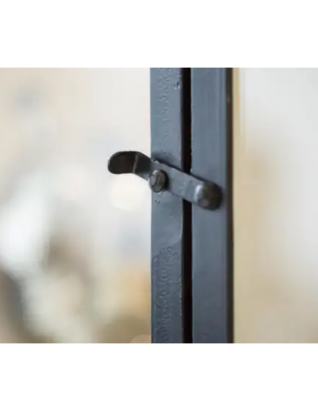 vitrineskab vitrine skab lys lamper belysning moderne design træ hvid