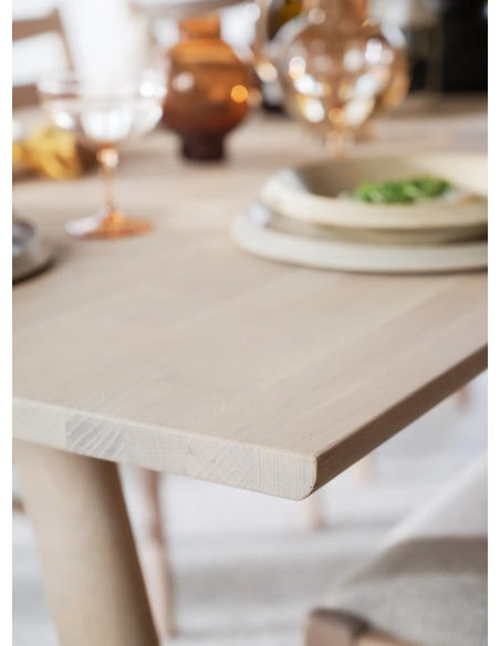 rowico home spisebord i moderne design af egetræ eg