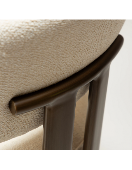 spisebordsstole beige armlæn stof boucle danform dan form dansk design moderne