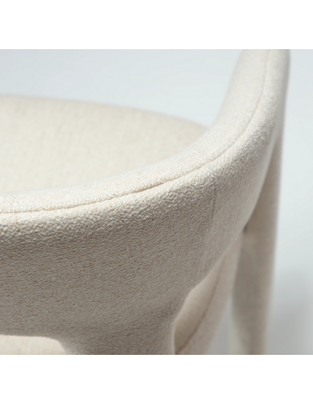 spisebordsstole beige armlæn stof boucle danform dan form dansk design moderne