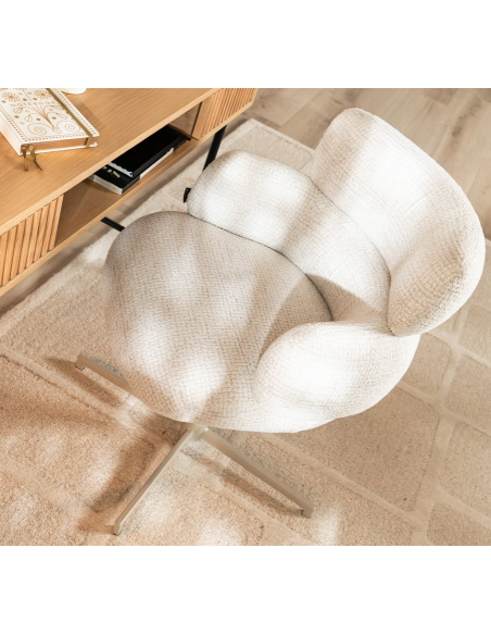 spisebordsstol beige drejefod armlæn restaurantmøbler restaurantindretning cafeindretning skandinavisk restaurantstole