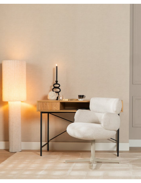 spisebordsstol beige drejefod armlæn restaurantmøbler restaurantindretning cafeindretning skandinavisk restaurantstole