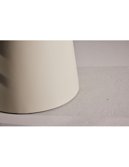 firkantet firekantet kvadratisk spisebord i moderne design beige natur eg egetræ træ