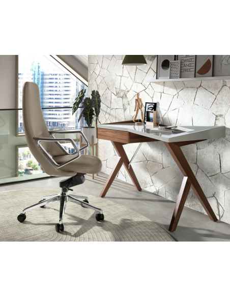 kontorstol med armlæn læder erhvervsindretning kontorindretning kontormøbler