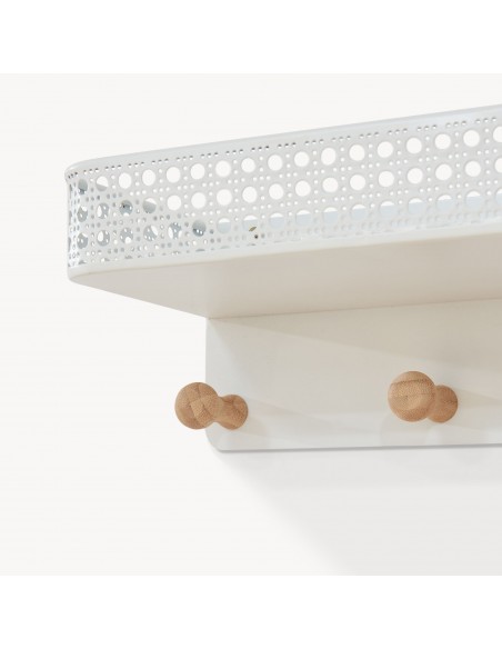 moderne hylde farvet garderobe entre badeværelse knagerække