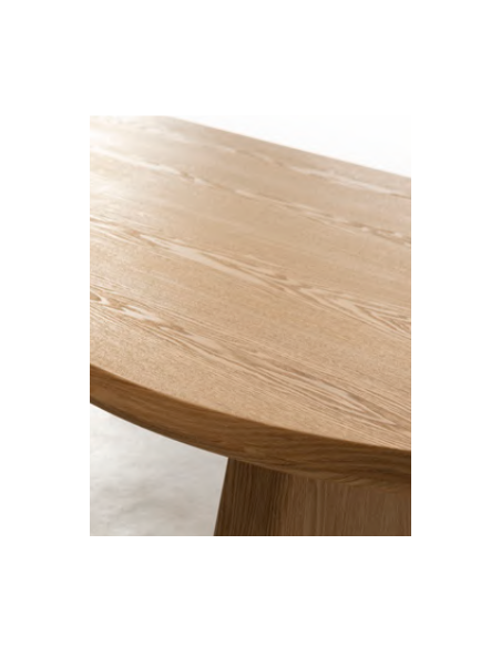 Ovalt spisebord eg egetræ træ moderne design restaurant cafe indretning