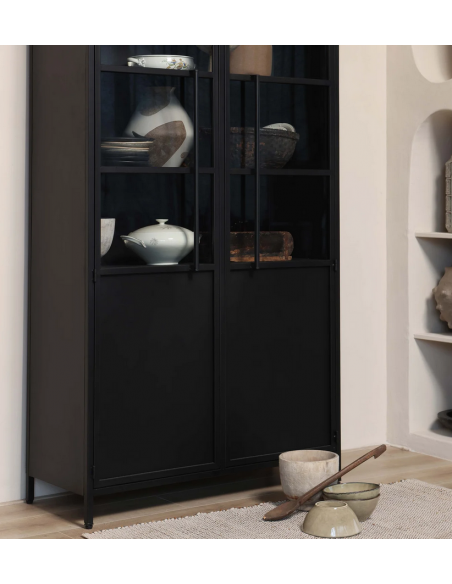 vitrine vitrineskab skab køkkenskab køkken opbevaring træ industrielt fabriks design