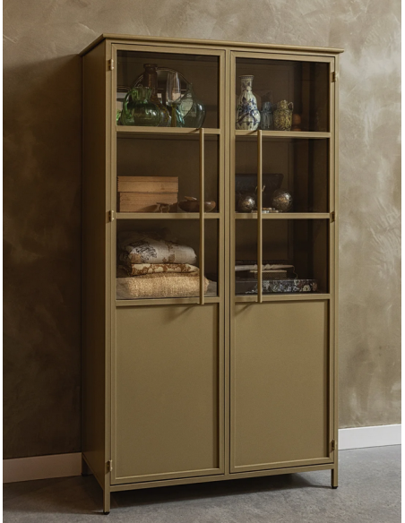 vitrine vitrineskab skab køkkenskab køkken opbevaring træ industrielt fabriks design