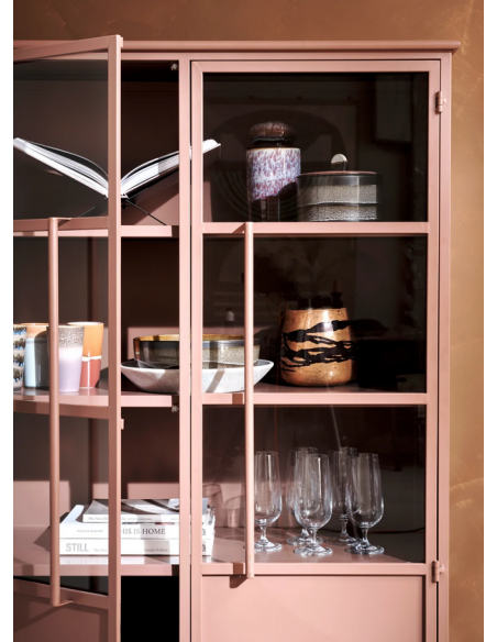 vitrine vitrineskab skab køkkenskab køkken opbevaring træ industrielt fabriks design