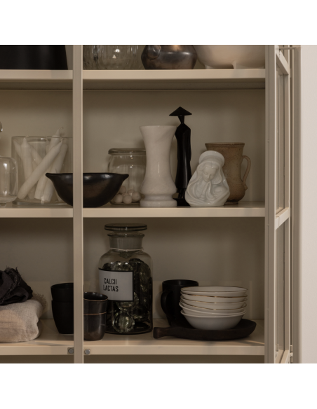 vitrine vitrineskab skab køkkenskab køkken opbevaring træ industrielt fabriks design