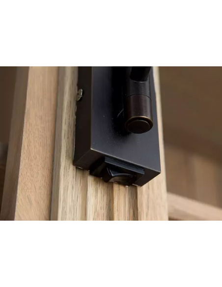 vitrineskab vitrine skab lys lamper belysning design træ eg egetræ stige