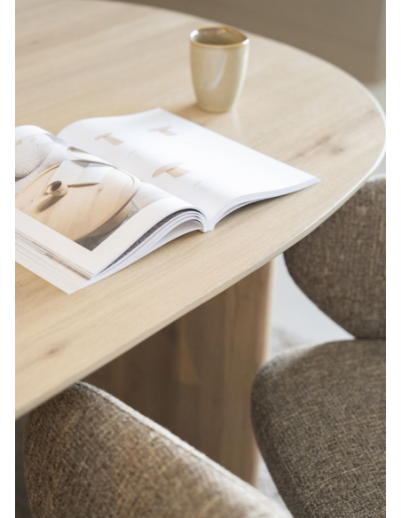 Ovalt spisebord aflangt eg egetræ træ moderne design køkken alrum stuebord