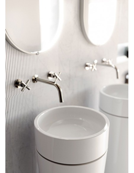 håndvask fritstående fristående vask gulvmonteret gulv badeværelse keramik hvid