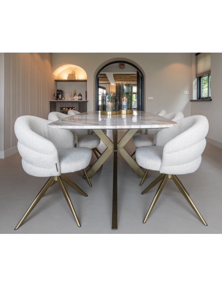 ovalt spisebord marmor