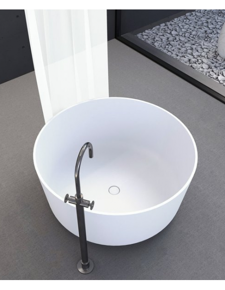 rundt fritstående badekar mat hvid sten moderne design badeværelse