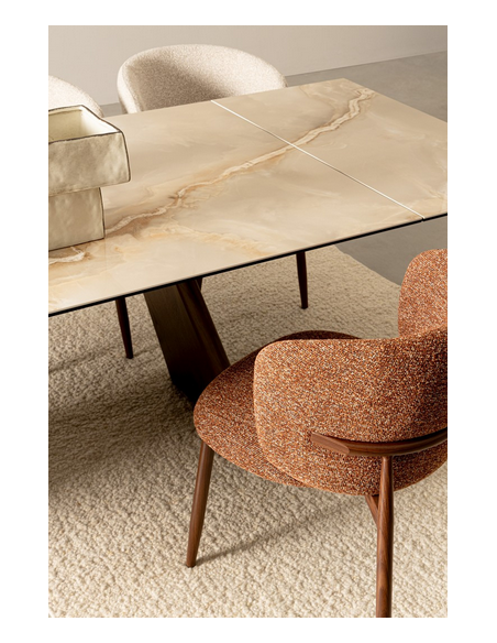 sort spisebordsstol bouclé moderne design armlæn træ