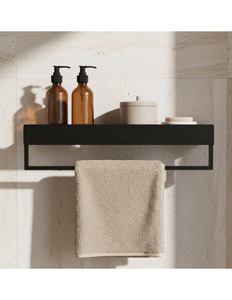 hylde væg væggen badeværelseshylde badeværelse bruseniche brusekabine bruser