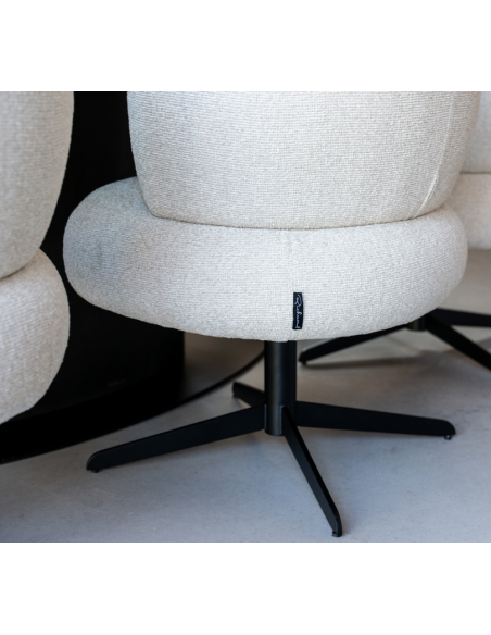 Spisebordsstol med armlæn og drejefod moderne design beige