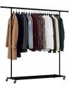 Garderobe stativ på hjul i metal H165 x B142 - 182 x D45 cm - Sort