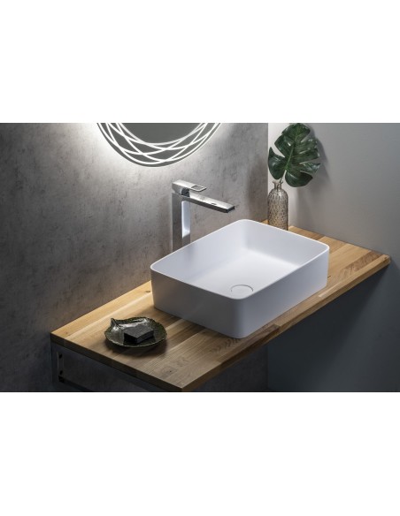 solid surface sten håndvask vask bordmonteret bordplade badeværelse mat hvid