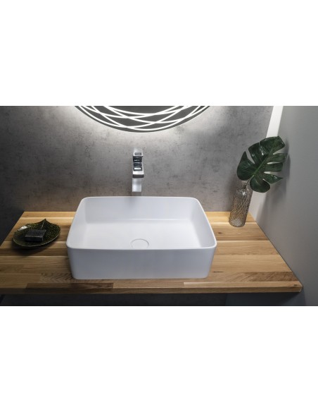 solid surface sten håndvask vask bordmonteret bordplade badeværelse mat hvid