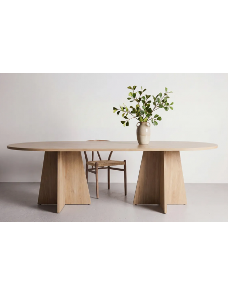 Ovalt spisebord træ eg moderne design