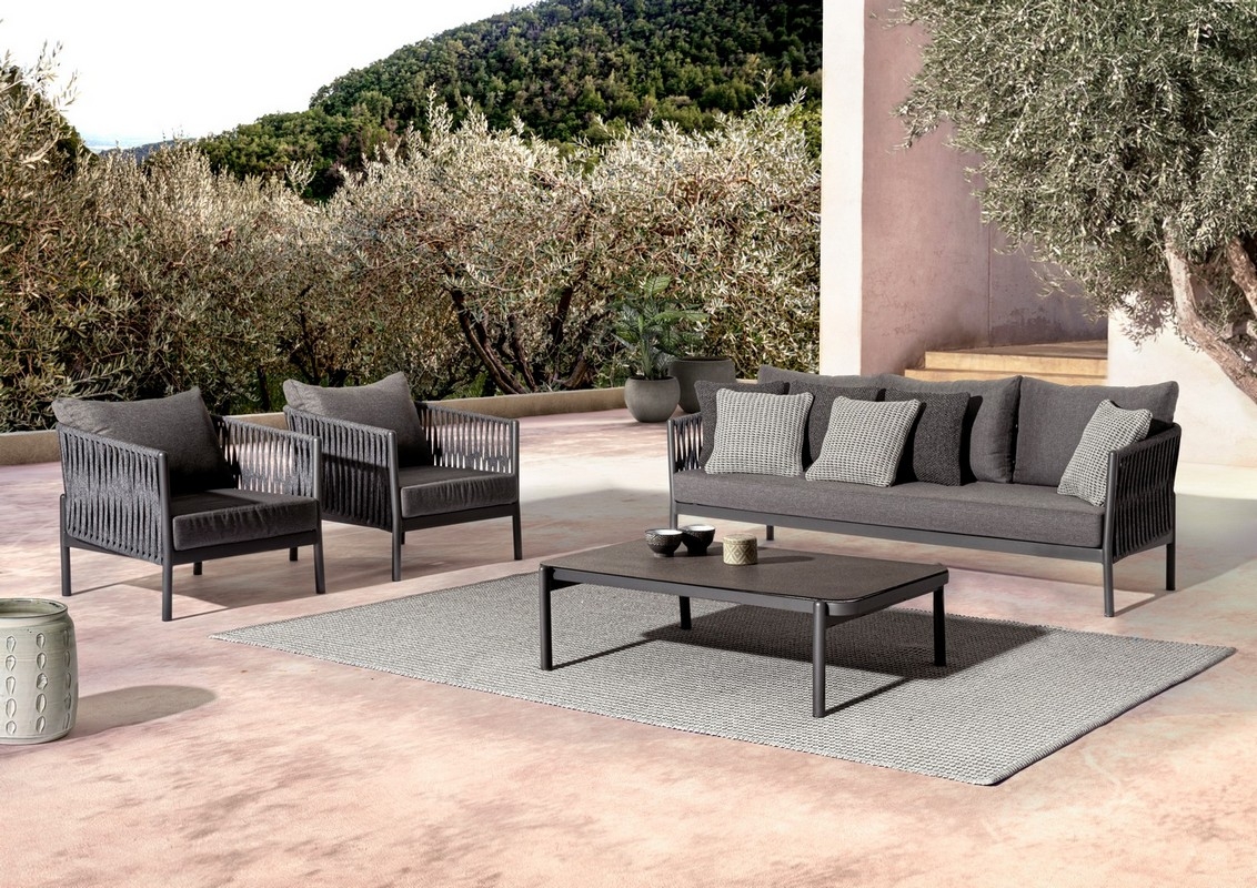 Havemøbler og udendørs indretning af terrasse